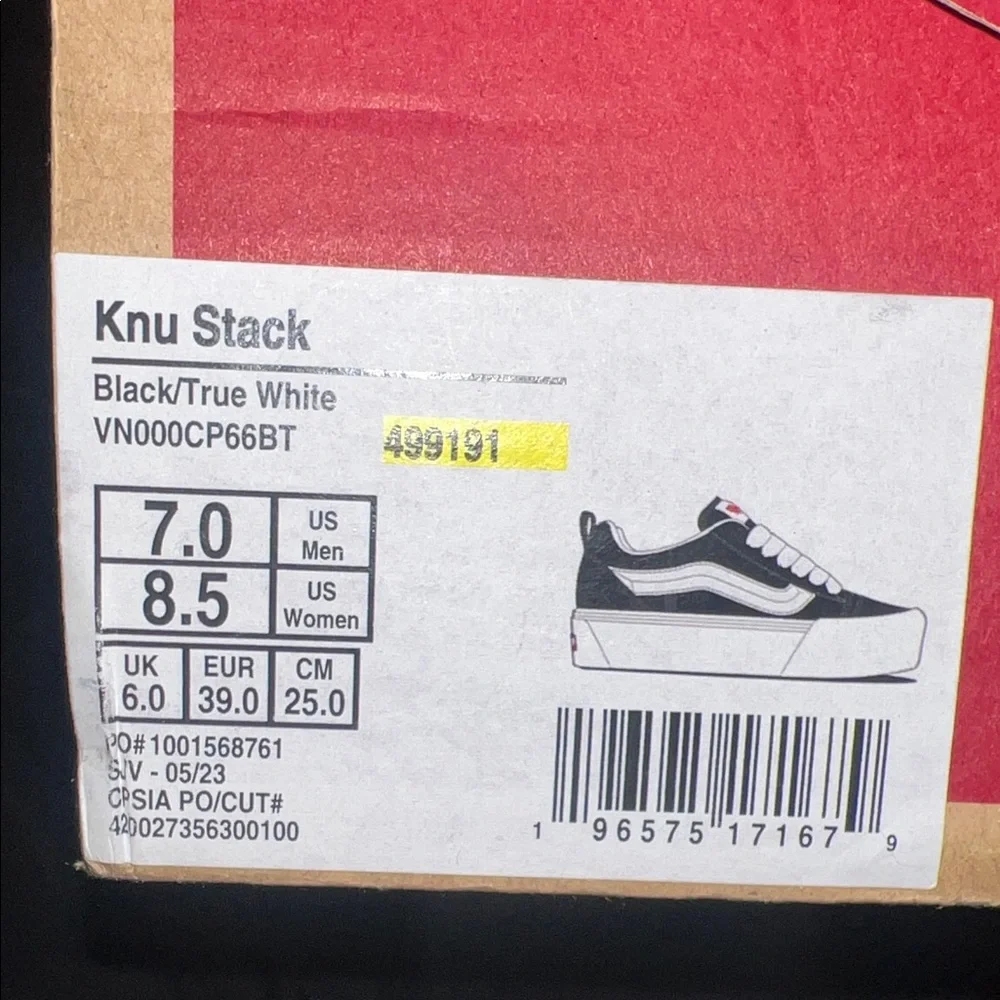 Vans Black and White Platform Old Skool Sneakers - Picture 5 of 5